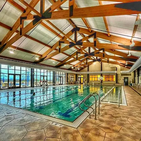 February Specials! Near Skiing & Winter Activities, Indoor Pool Access, Full Kitchen, Comfy Beds, Fireplace, Great Location In Galena Territory With Amenities
